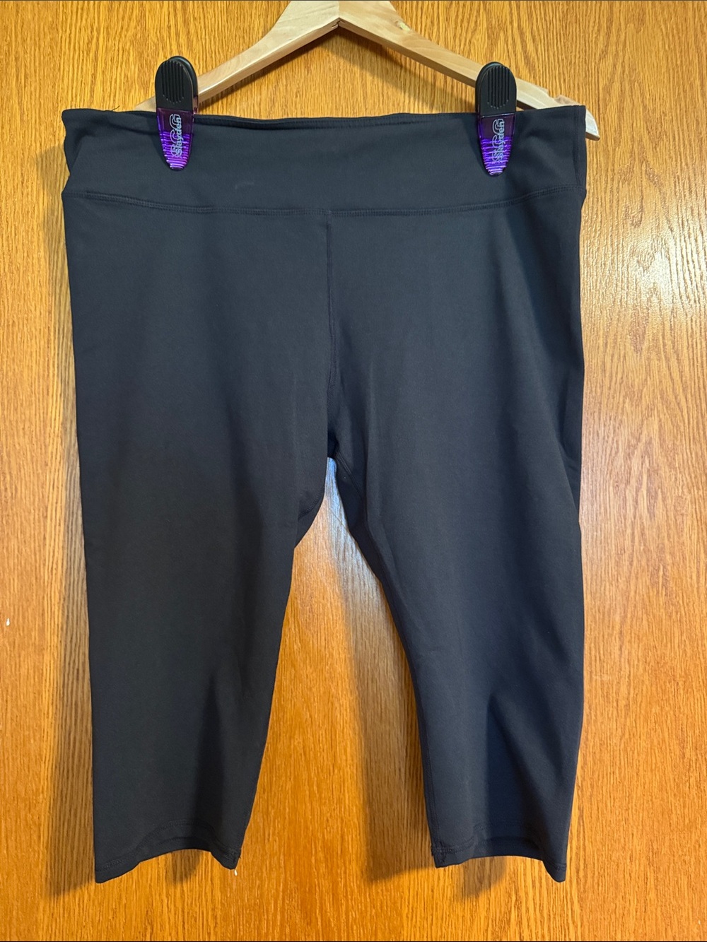 Fabletics Black Capri Active Leggings